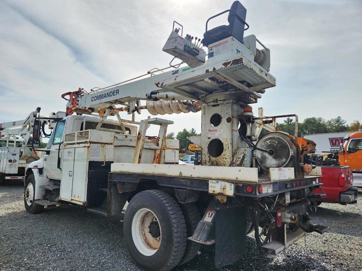 2003-international-durastar-4300-image-12