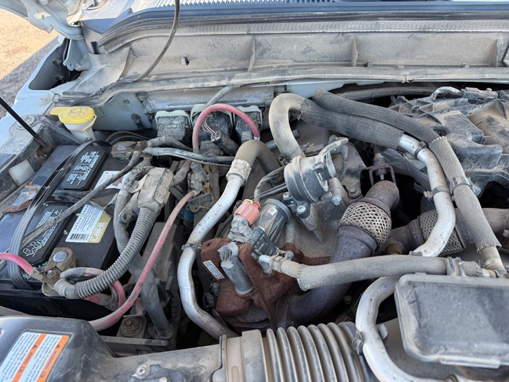 2014-ford-f550-xl-image-37