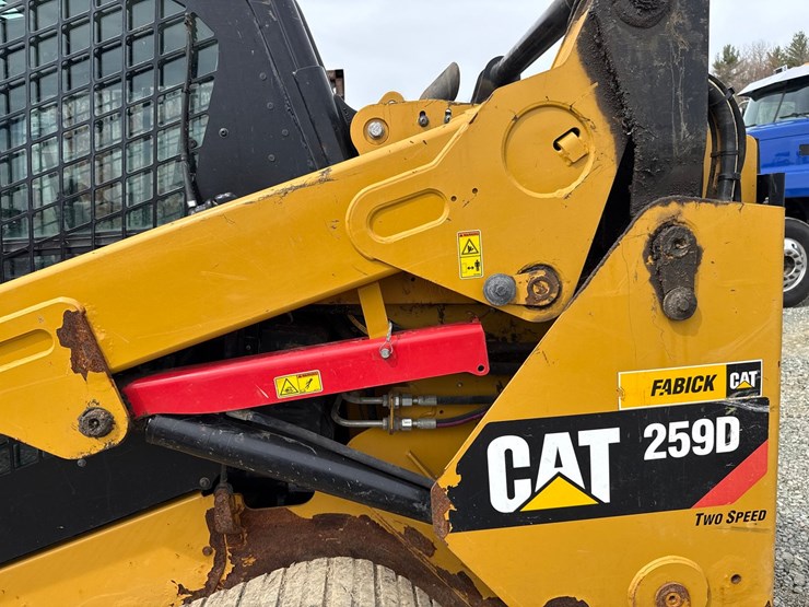 caterpillar-259d-image-16