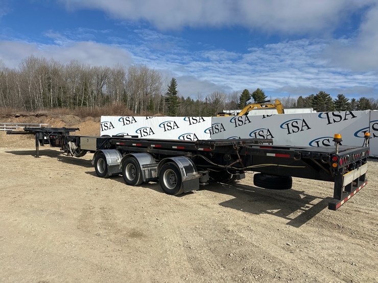 2010-massey-ferguson-8-image-3