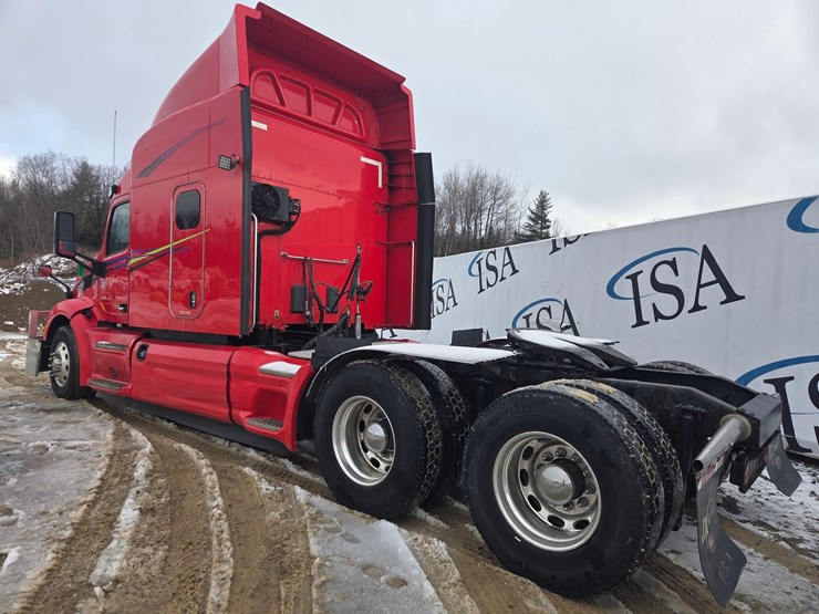 peterbilt-579-image-3