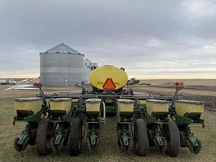 1997-john-deere-1770-image-4