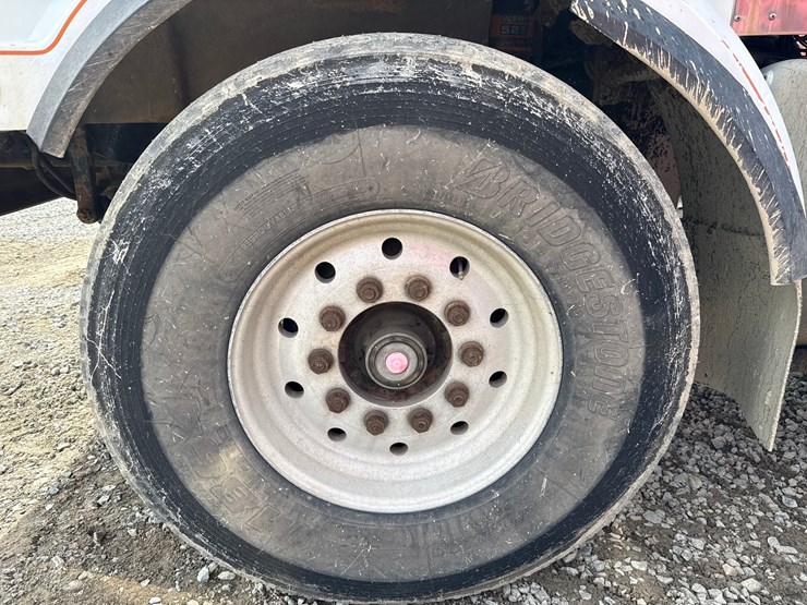 1996-western-star-4964s-image-68