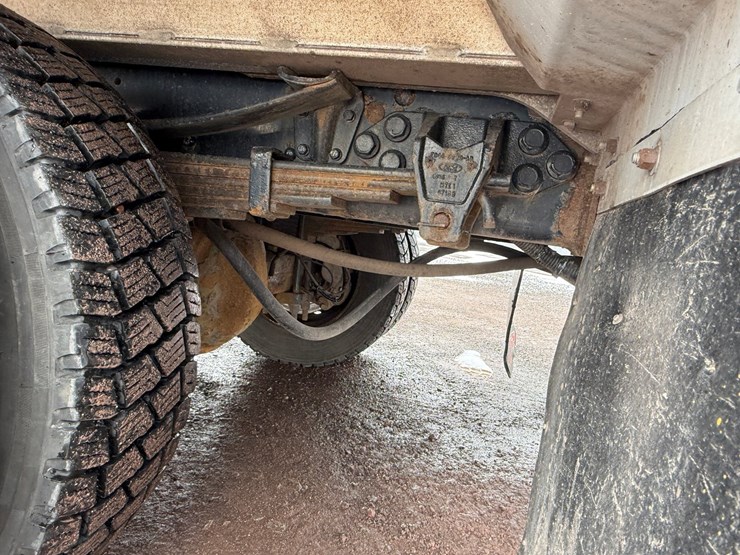 2018-ford-f650-image-74