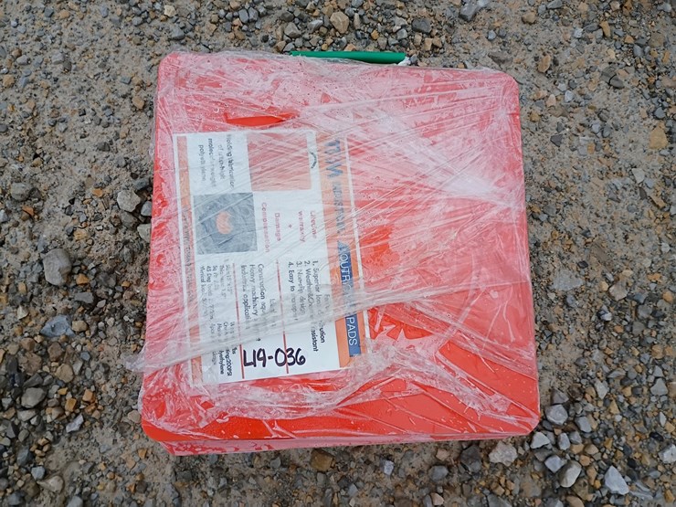 #l19-036-•-4--tpm-outrigger-pads-image-1