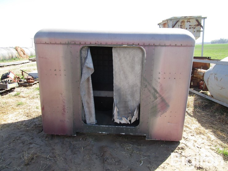 peterbilt-sleeper-image-2