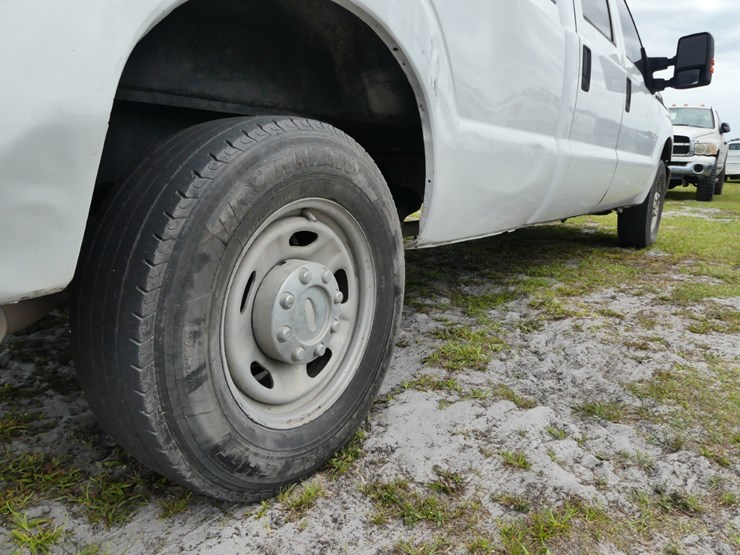 2012-ford-f250-xl-image-6