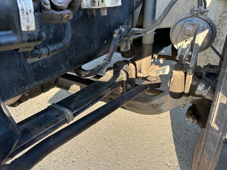 freightliner-fl70-image-58