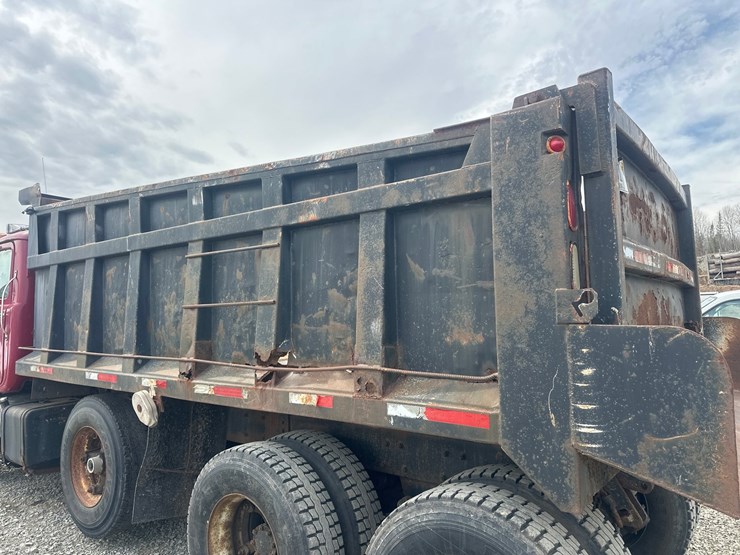 1986-mack-dm686s-image-16