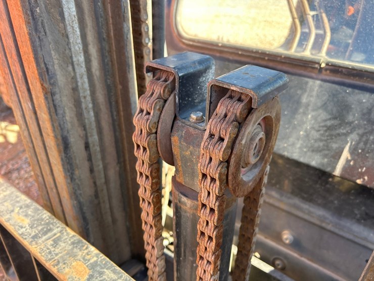 toyota-8fdu25-image-13