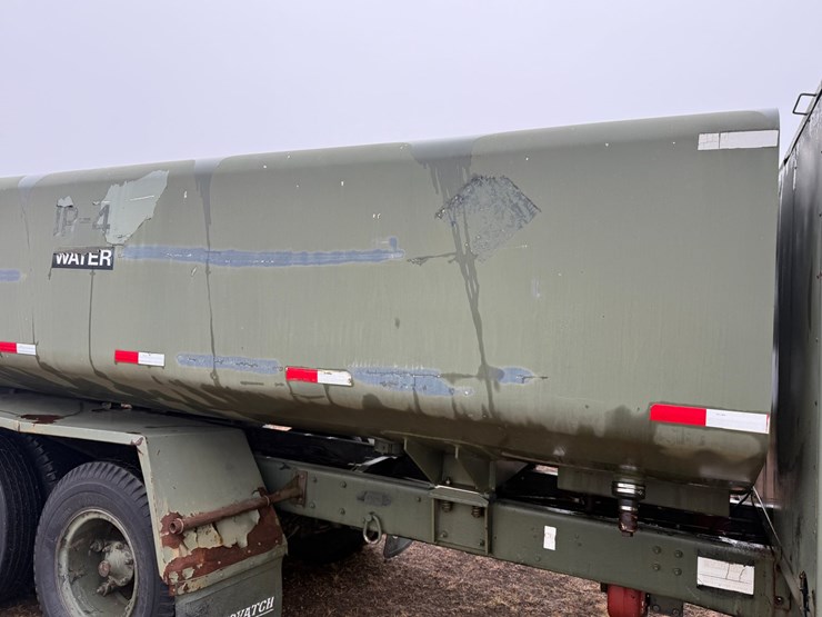 1984-mack-dm492s-image-31