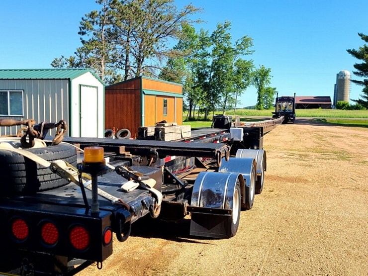 2010-massey-ferguson-8-image-9