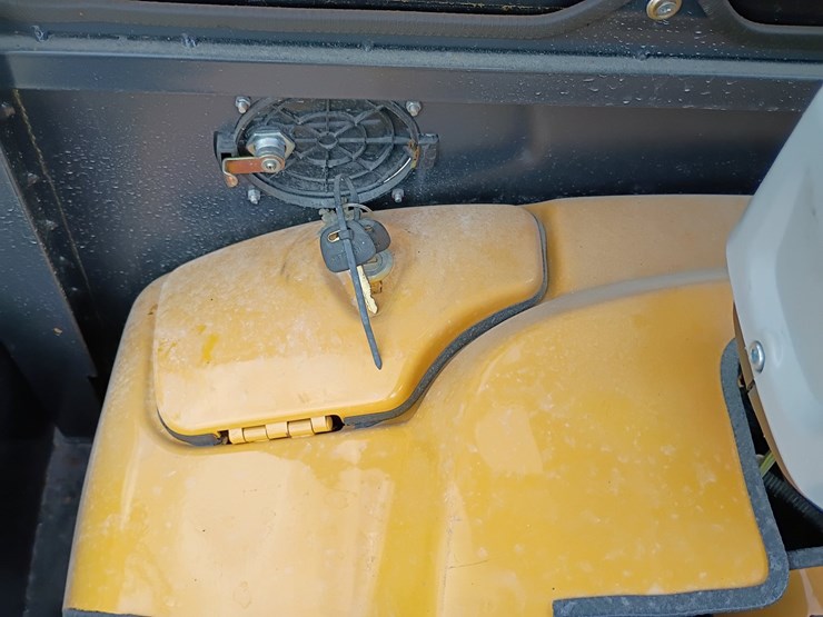 #24172-•-2025-agt-qk18rxs-c-mini-excavator-image-17