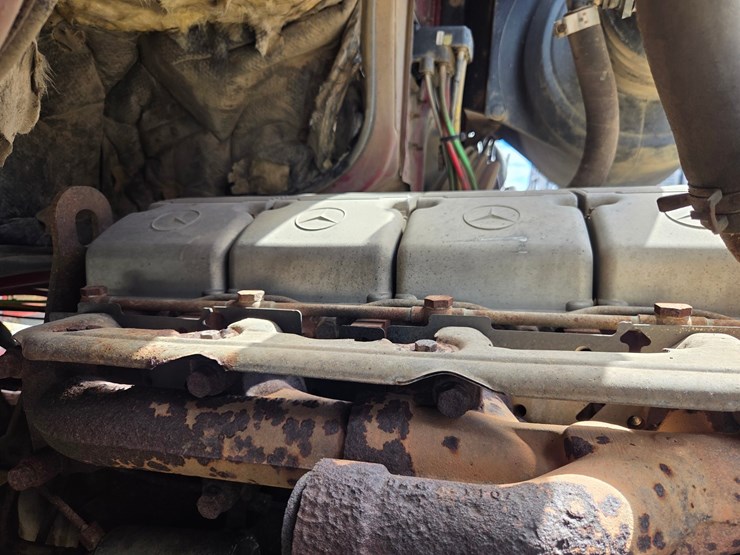 2005-massey-ferguson-8-image-59