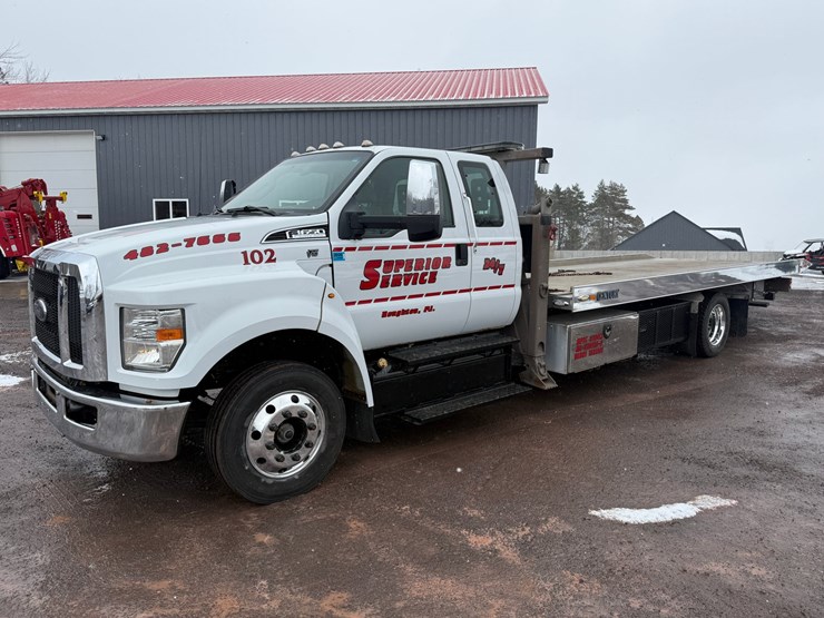 2018-ford-f650-image-1