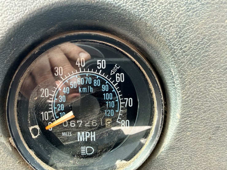 1988-mack-dm690s-image-57