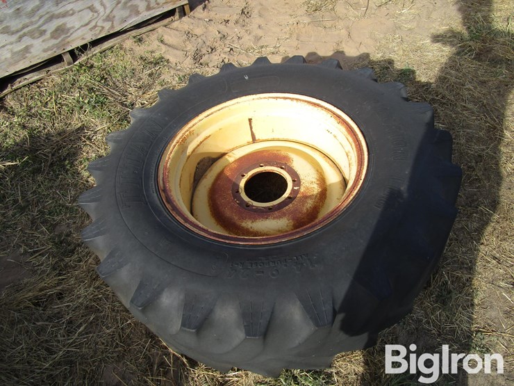 titan-14.9-24-tire-&-rim-image-2