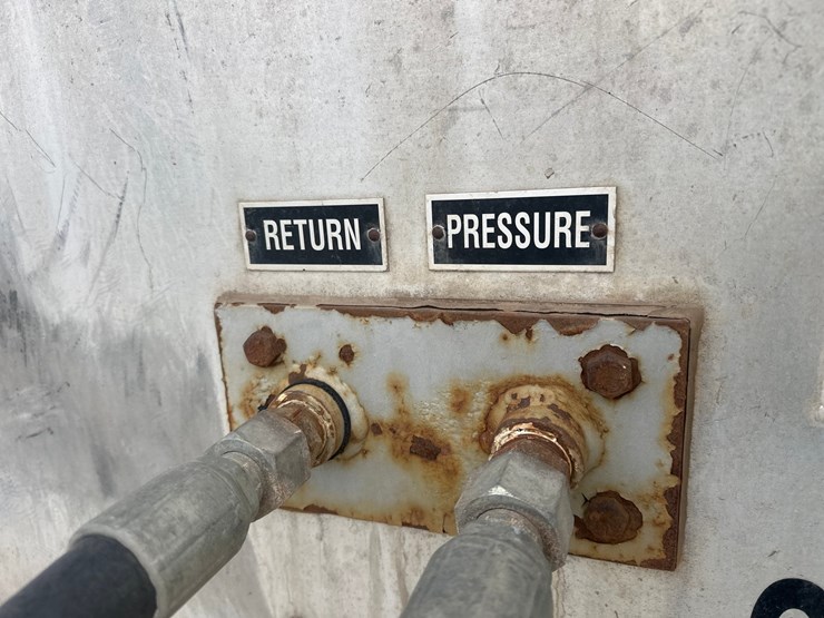 2008-massey-ferguson-8-image-11