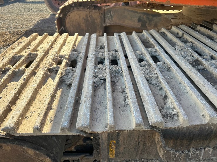 2021-hitachi-zx225-image-94