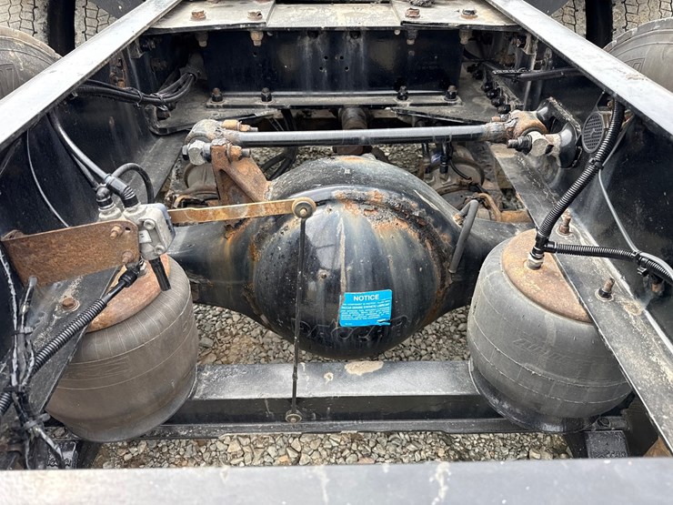 2019-kenworth-t680-image-56