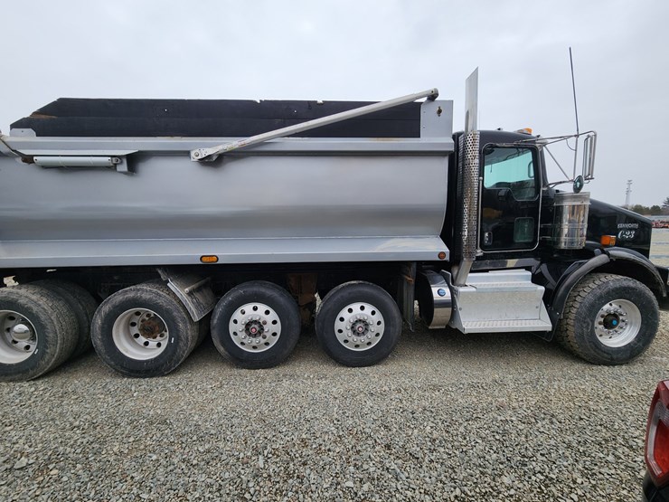 2014-kenworth-t800-image-7