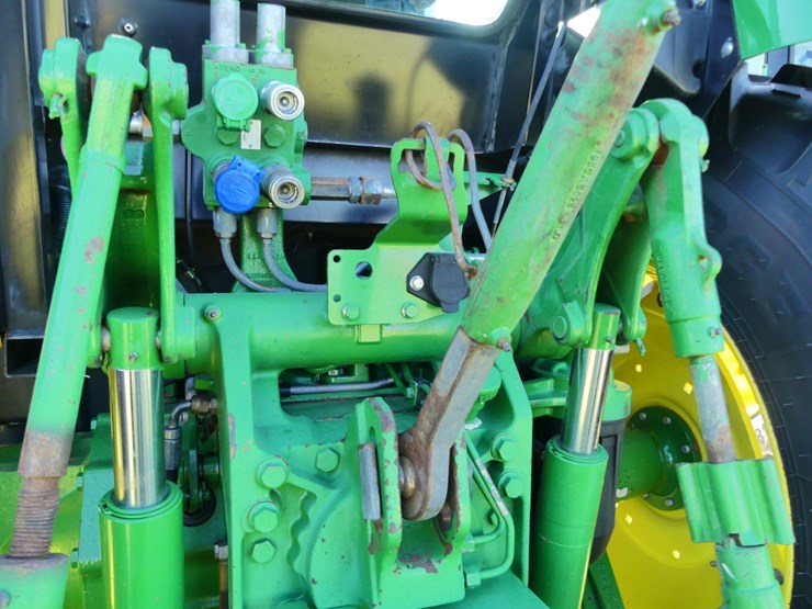 john-deere-6130d-image-6