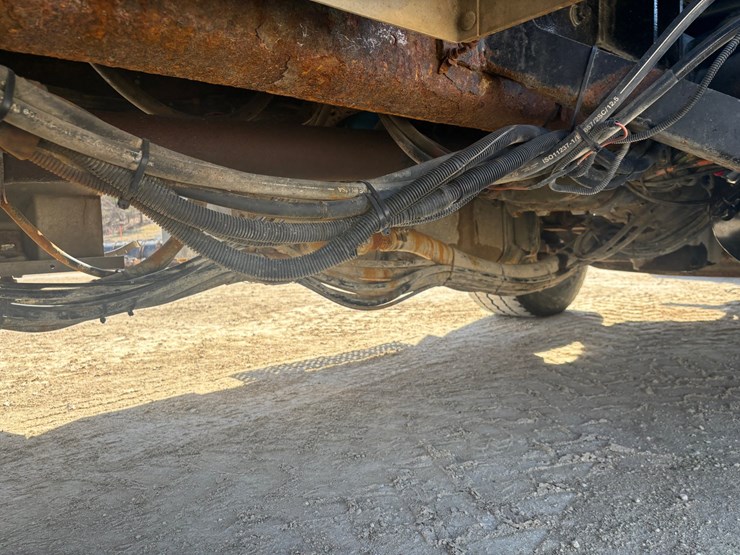 2006-international-7600-image-99