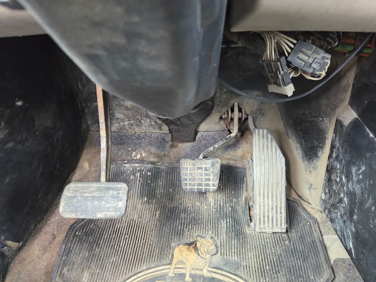 2007-massey-ferguson-8-image-51