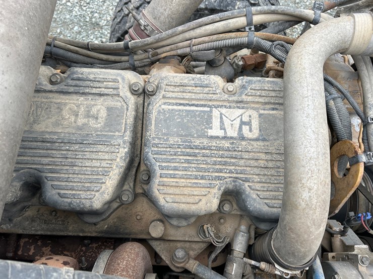 2005-peterbilt-357-image-59