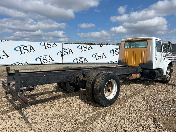 2000-international-4700-image-5