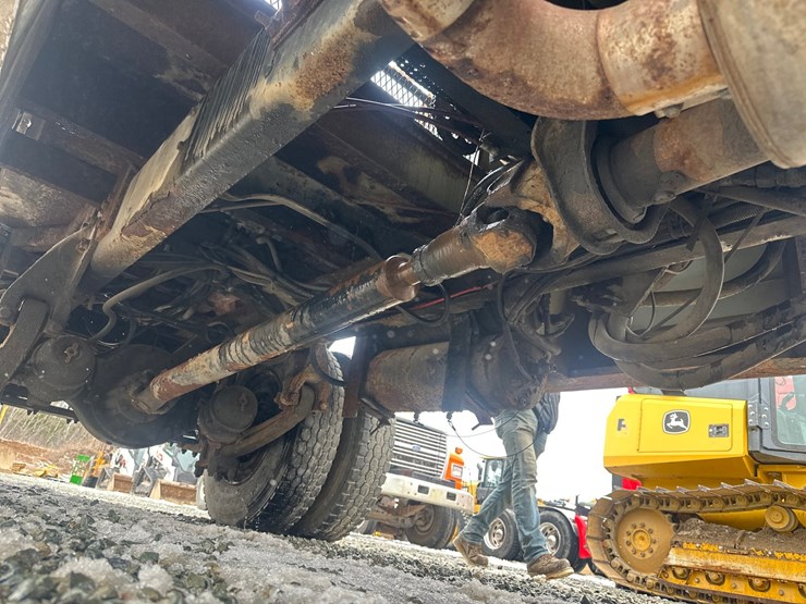 1998-massey-ferguson-8-image-66