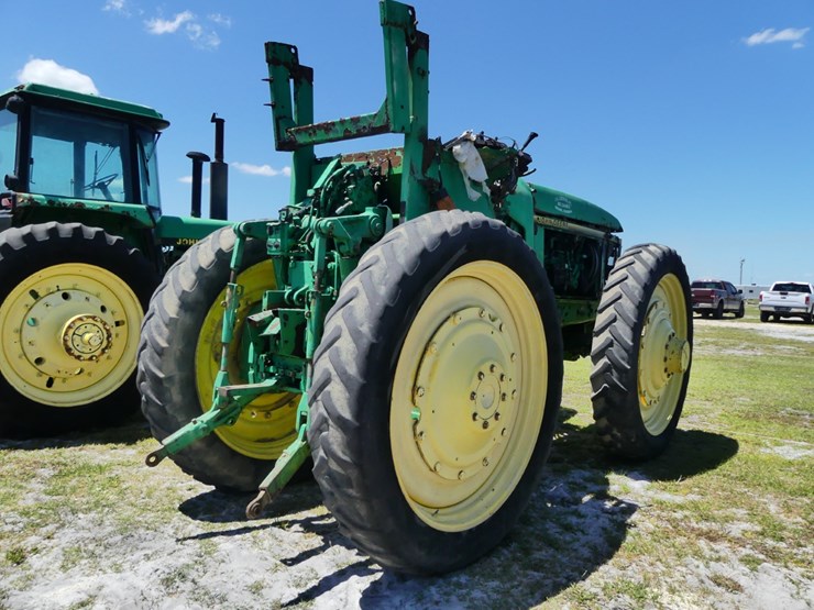 john-deere-7200-image-3