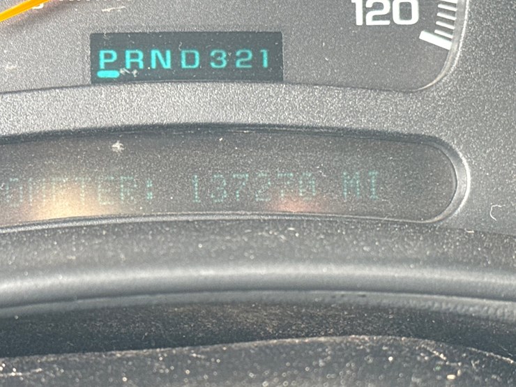 2005-chevrolet-3500-image-37