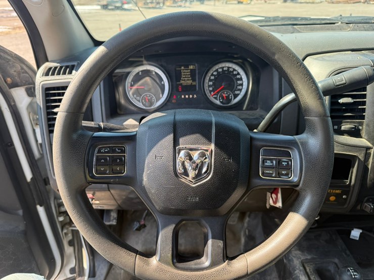 #2048-•-2013-ram-5500-heavy-duty-service-truck-image-45