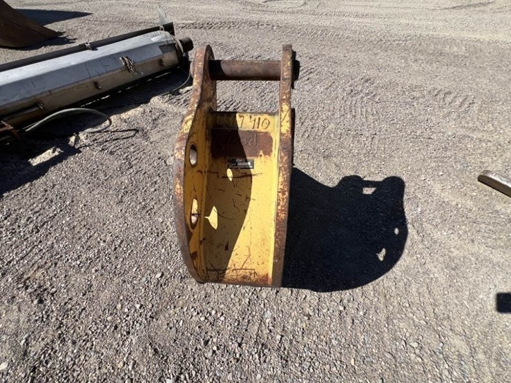 12"-dig-bucket-w/cutting-edge-image-4