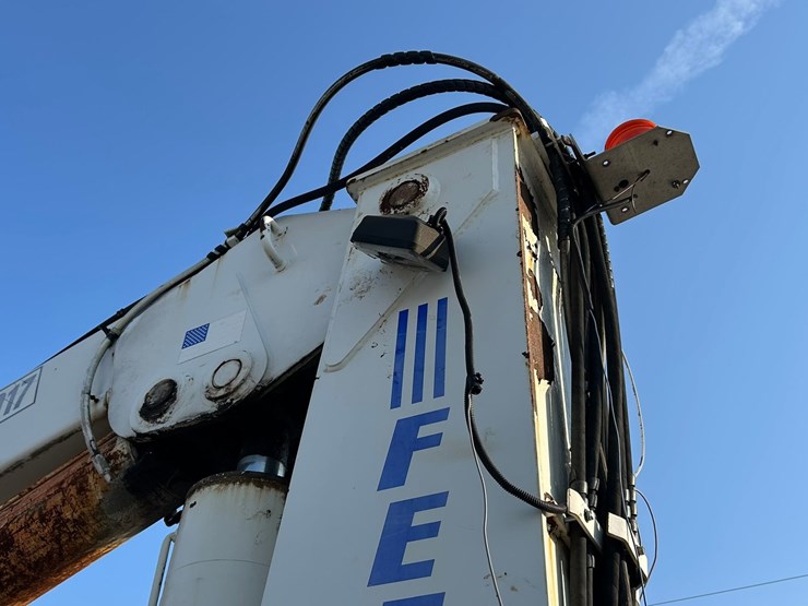 peterbilt-365-image-46