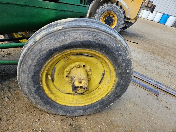 john-deere-model-a-image-40