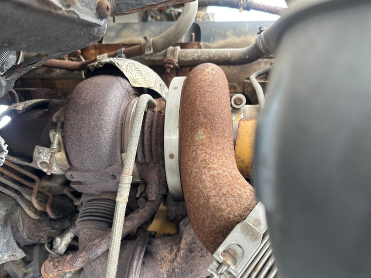 2009-caterpillar-c13-image-51