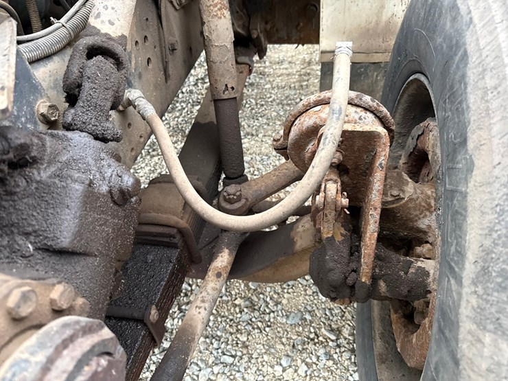 1990-international-4900-image-11