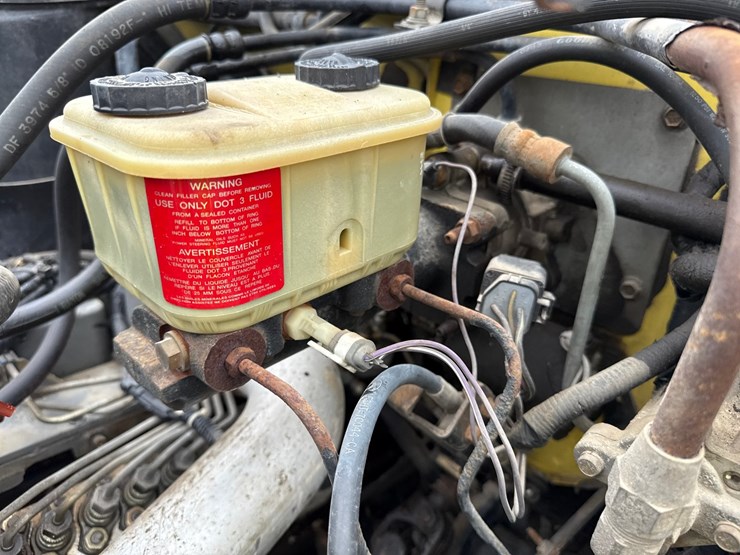 1993-ford-f700-image-53