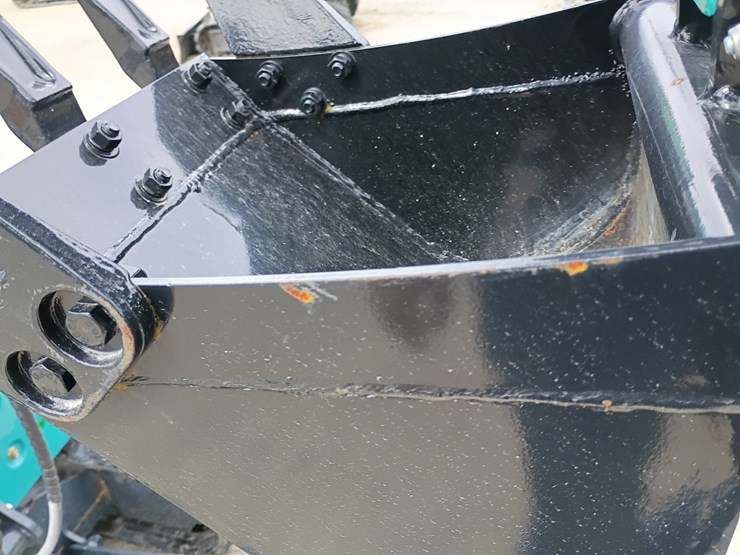 #24167-•-2025-diesel-digmaster-dm200-mini-excavator-image-37