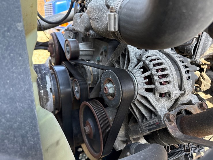 #2199-•-2020-international-a26-sleeper-cab-truck-tractor-image-64