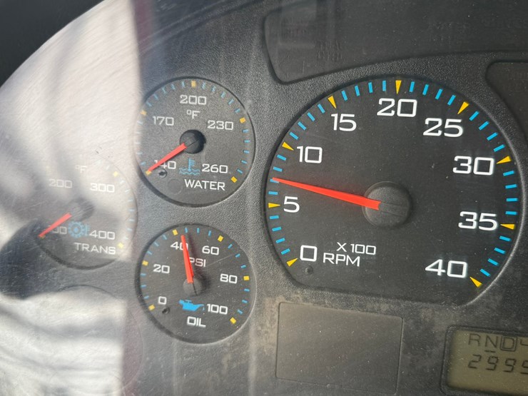 #1052-•-2007-international-7600sfa-tri-axle-dump-truck-image-36