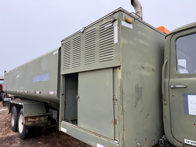 1984-mack-dm492s-image-42