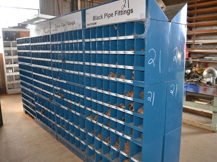 8-section-steel-shelf-w/-galvanized-&-black-irdn-pipe-fitting-image-4