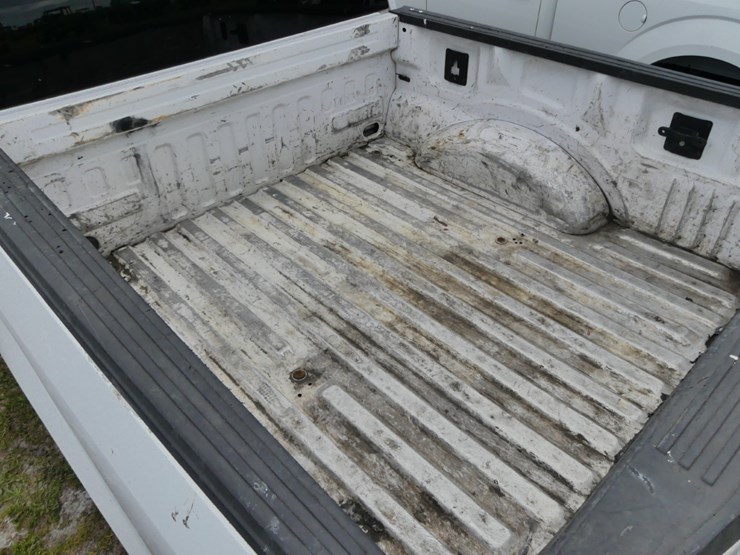 2016-ford-f150-xlt-image-5