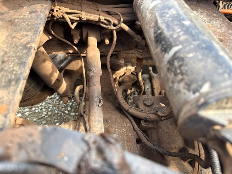 2004-peterbilt-378-image-36