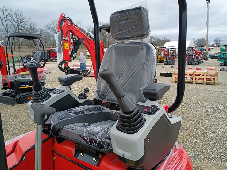 #l19-006-•-2026-diesel-tpm-18k-mini-excavator-image-12