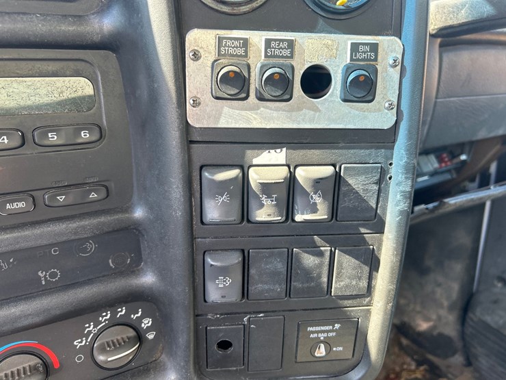 2008-chevrolet-kodiak-c4500-image-56