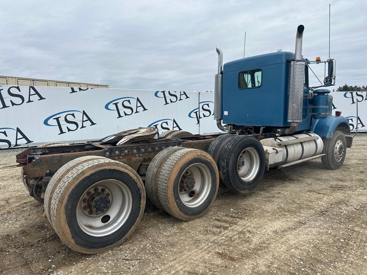 1985-kenworth-w900-image-5